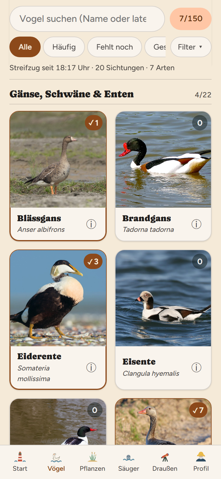 Bildschirm aus der App: das Artenraster der Gruppe Gänse, Schwäne und Enten mit großen Fotos. Blässgans, Eiderente und Graugans tragen Zählhaken, oben steht der Stand 6 von 150.
